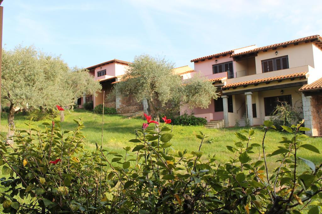 Residence Approdo Verde San Teodoro  Esterno foto