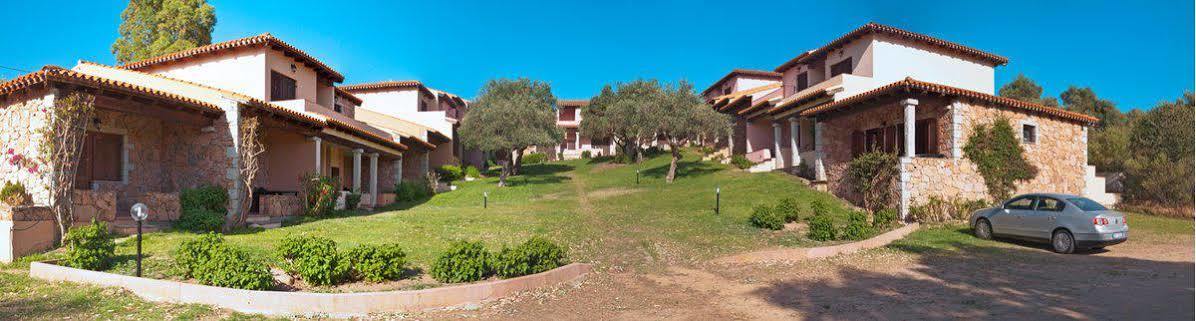 Residence Approdo Verde San Teodoro  Esterno foto