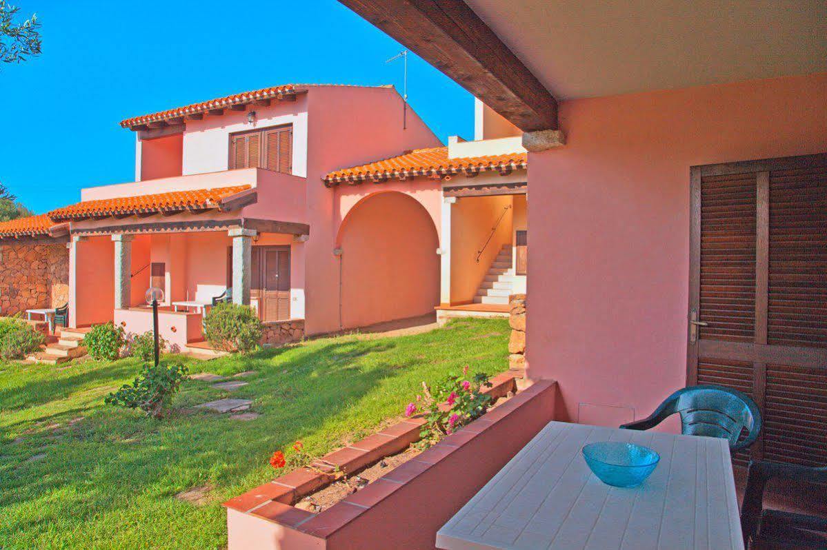 Residence Approdo Verde San Teodoro  Esterno foto